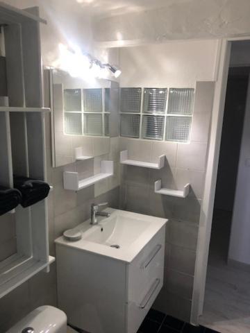 Le Petit Saint Clair Apartment Trigance Exterior photo